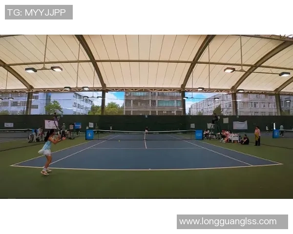 网球运动的魅力与挑战全面解析从竞技精神到健康生活的深度探讨